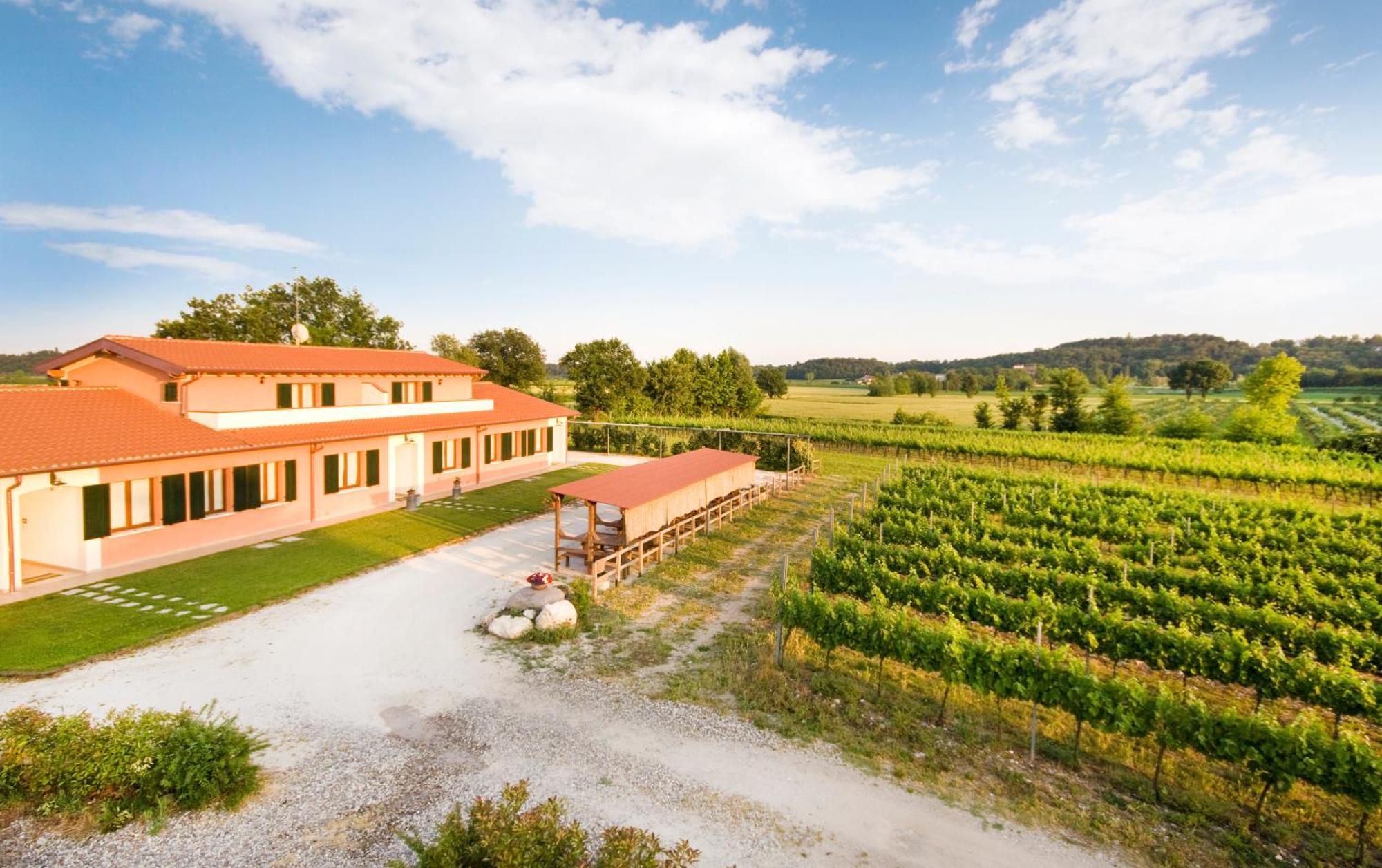 Agriturismo Cascina Roveri Monzambano Εξωτερικό φωτογραφία